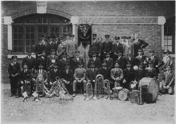 10 photos de l'harmonie défilant en diaporama